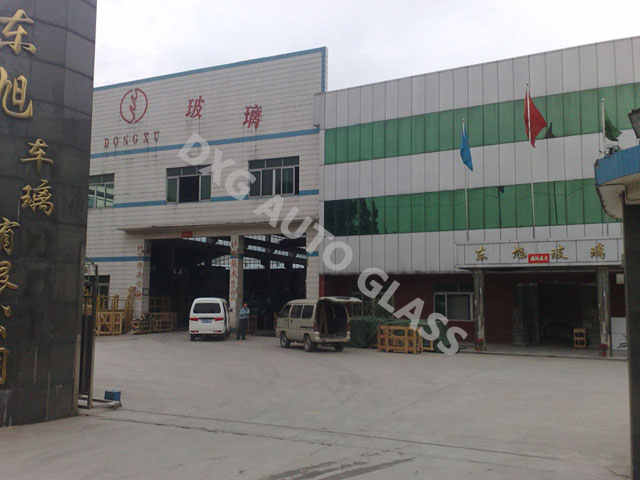 工厂前取景图